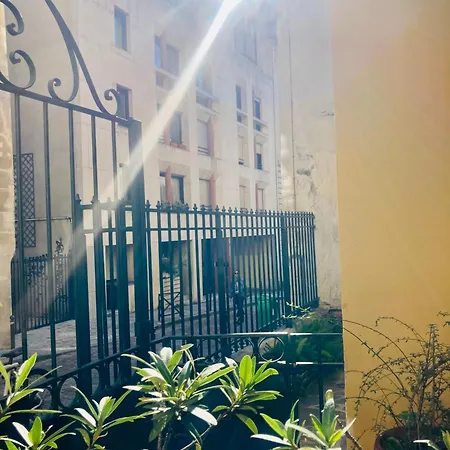 Elegant Flat In The Historic Center Of Appartement *